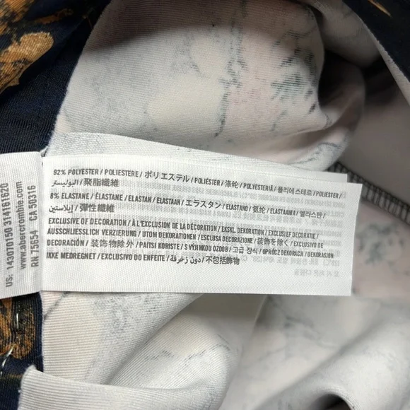 ABERCROMBIE & FITCH Navy Floral Scuba Skirt S - Picture 8 of 8